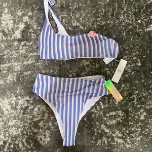 High waisted bikini
